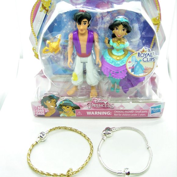 EXCLUSIVE! Disney Princess Jasmine and Aladdin Luxury Jewelry & Toy Gift Set - Picture 2 of 12